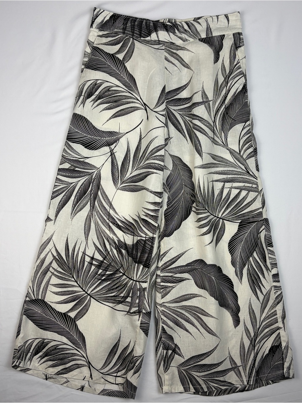 Tahari Black & White Leaf-Print Cropped Wide-Leg Pants 100% Linen size M